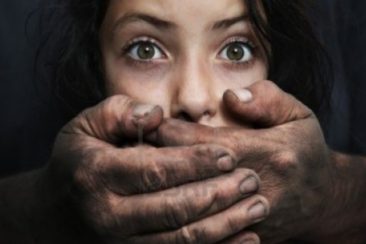 دەستدرێژی سێکسی
